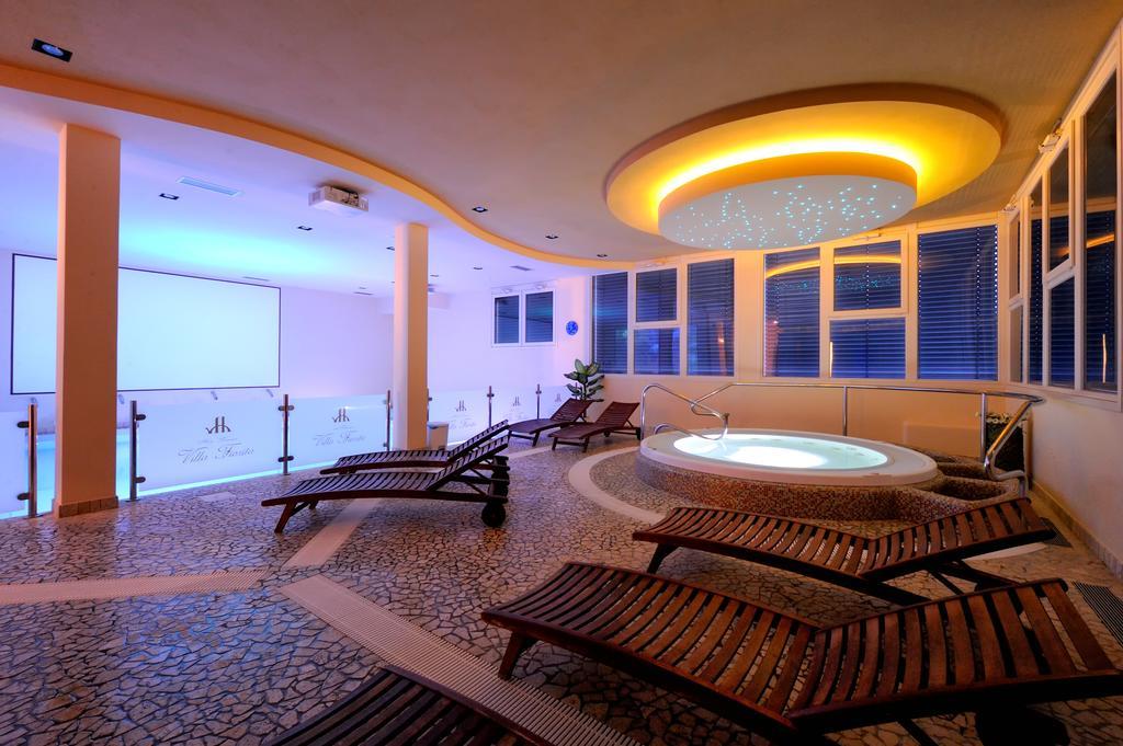 Hotel Benessere Villa Fiorita Colfiorito Exteriör bild